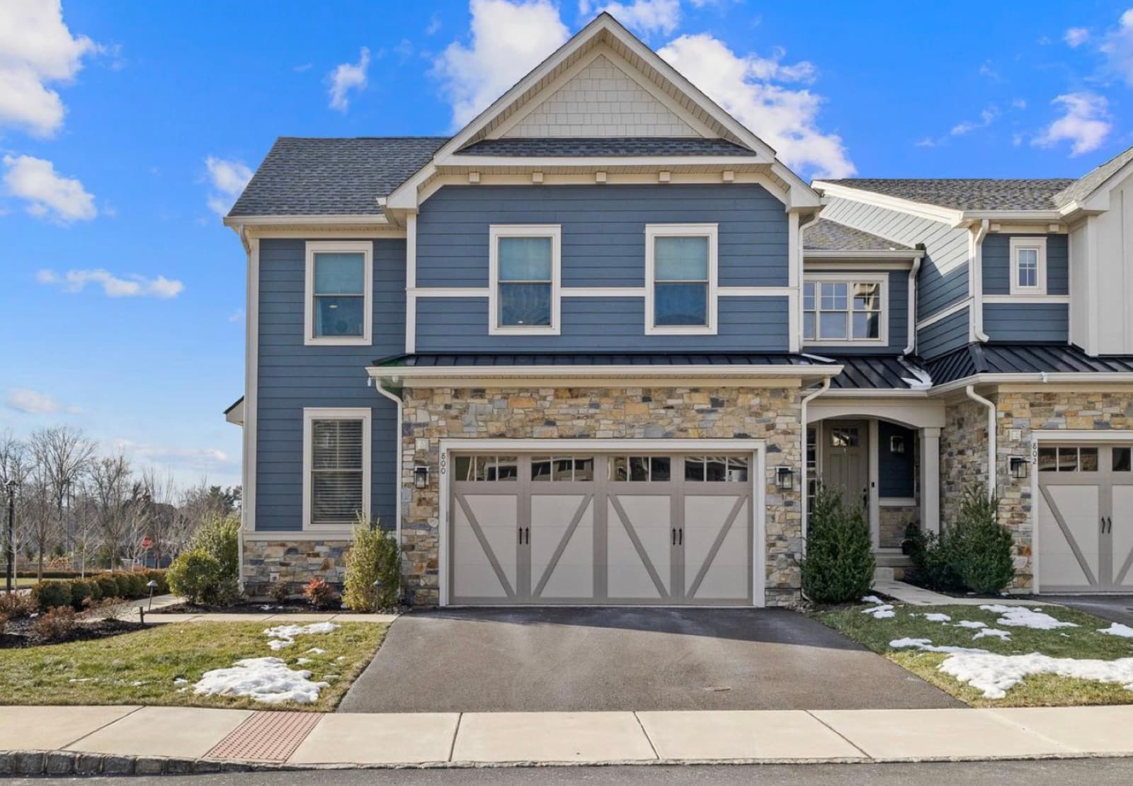 528 Dawes Lane